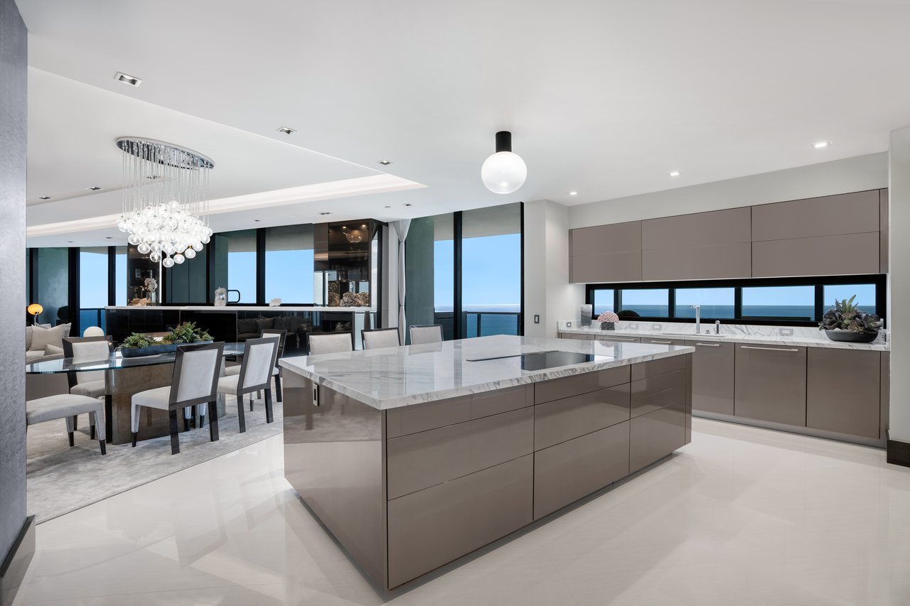 Porsche Tower, #5401