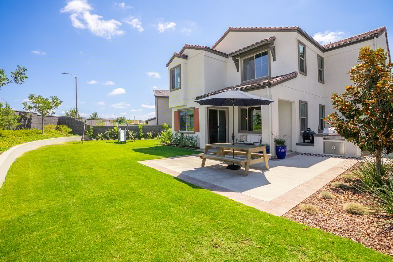 1341 Roots Way