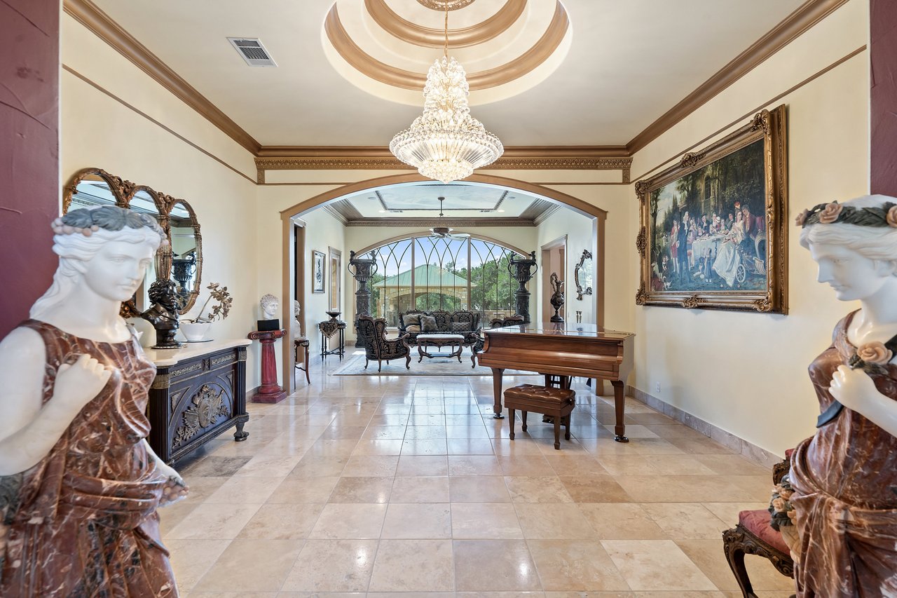 A Rare West Austin Estate on 32 Unrestricted Acres