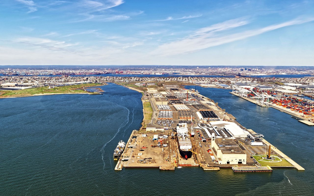 Bayonne