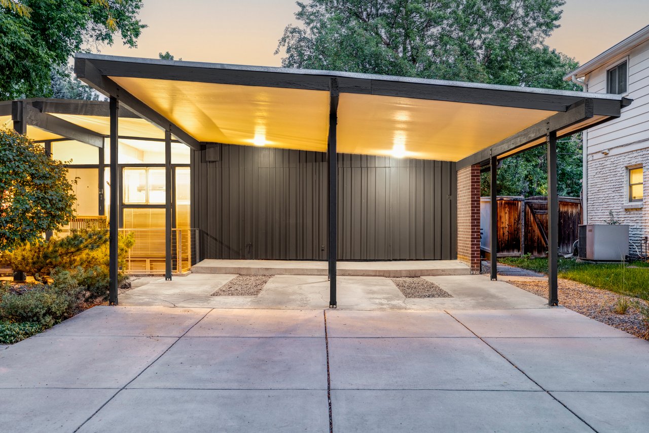 The Lipstein House