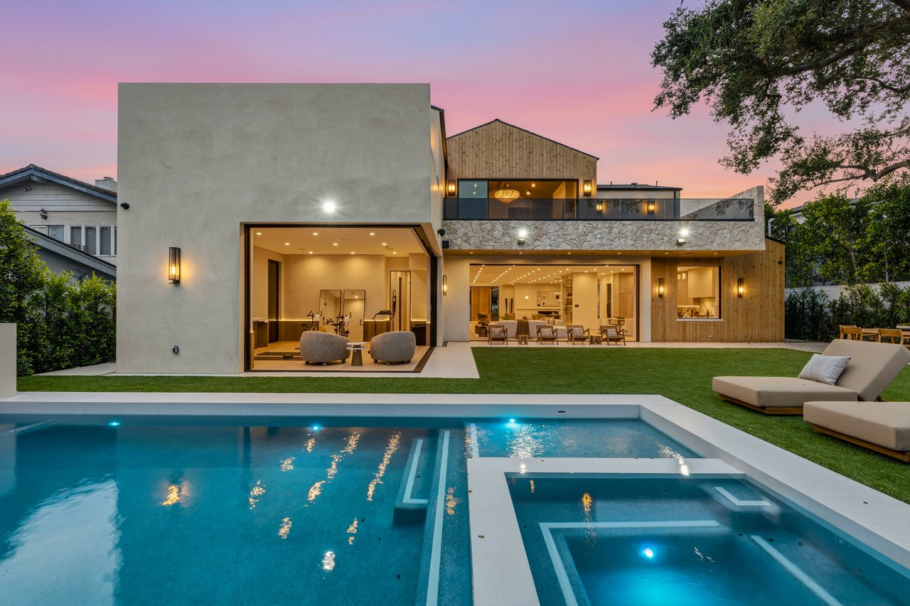 4816 Oak Park Avenue