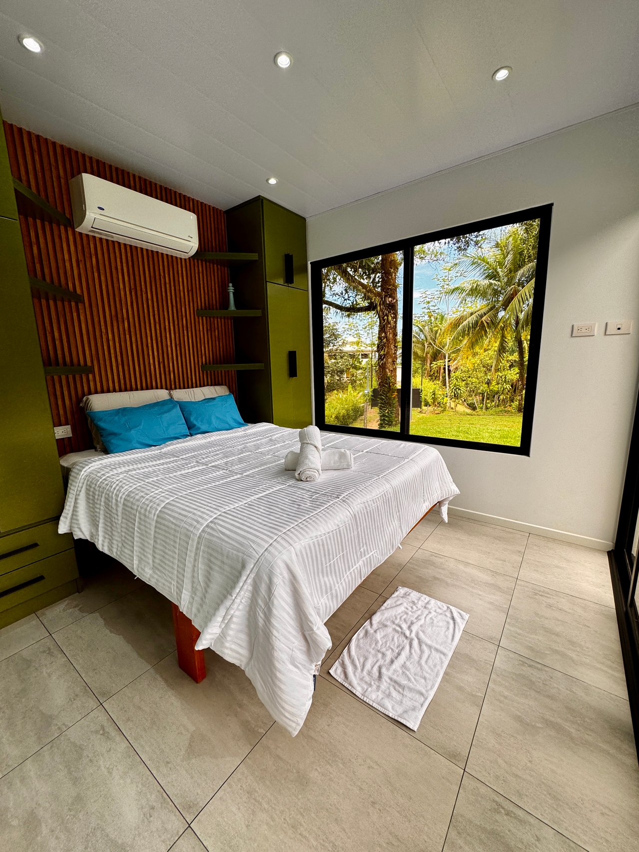 Modern Cozy Home for Sale Just Minutes from the Beach - Ready to Move In!