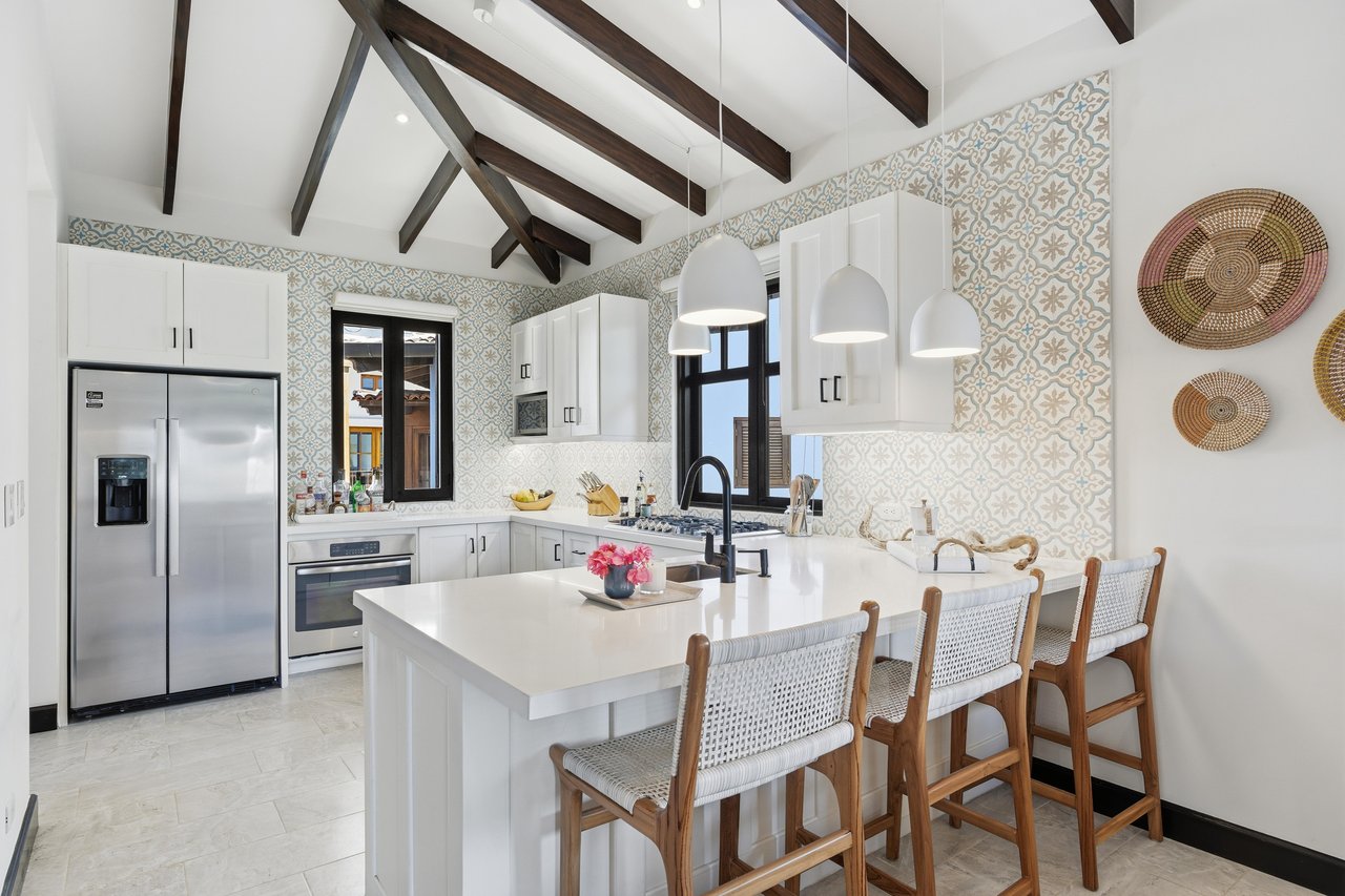 18 Calle La Ronda | Where Everyday Feels Like a Holiday