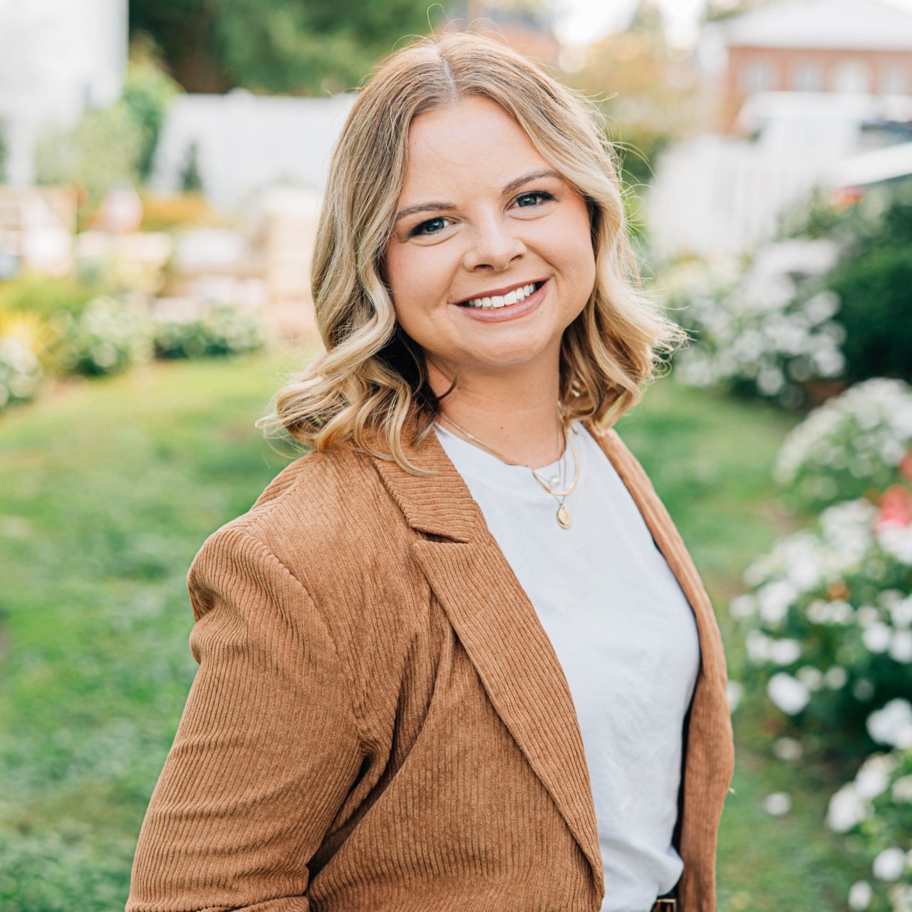 Anjelica Crockett Kilmarnock, VA Real Estate Agent Headshot