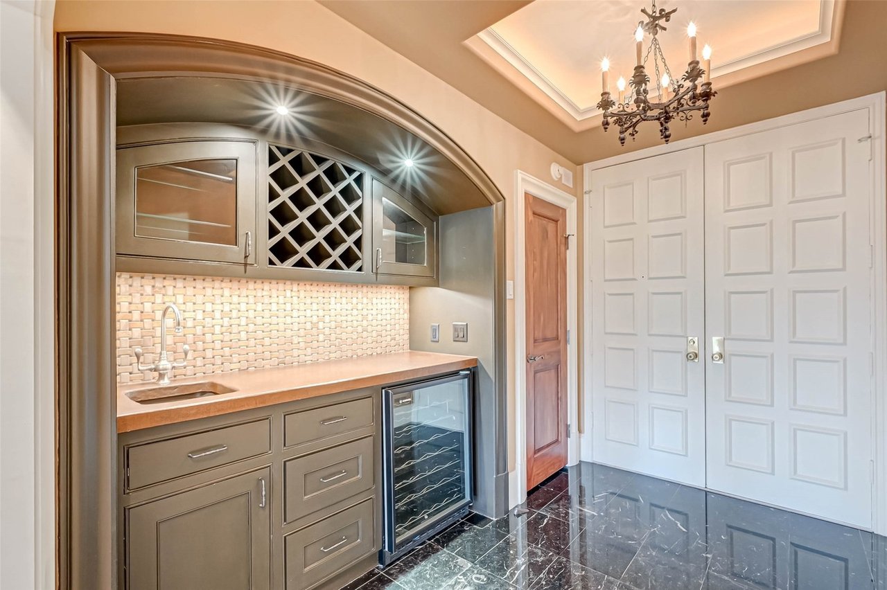 9333 Memorial Dr Unit 406