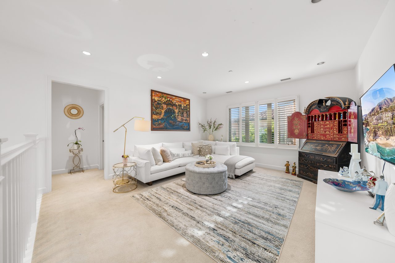 63 Acorn Gln, Irvine, CA 92620