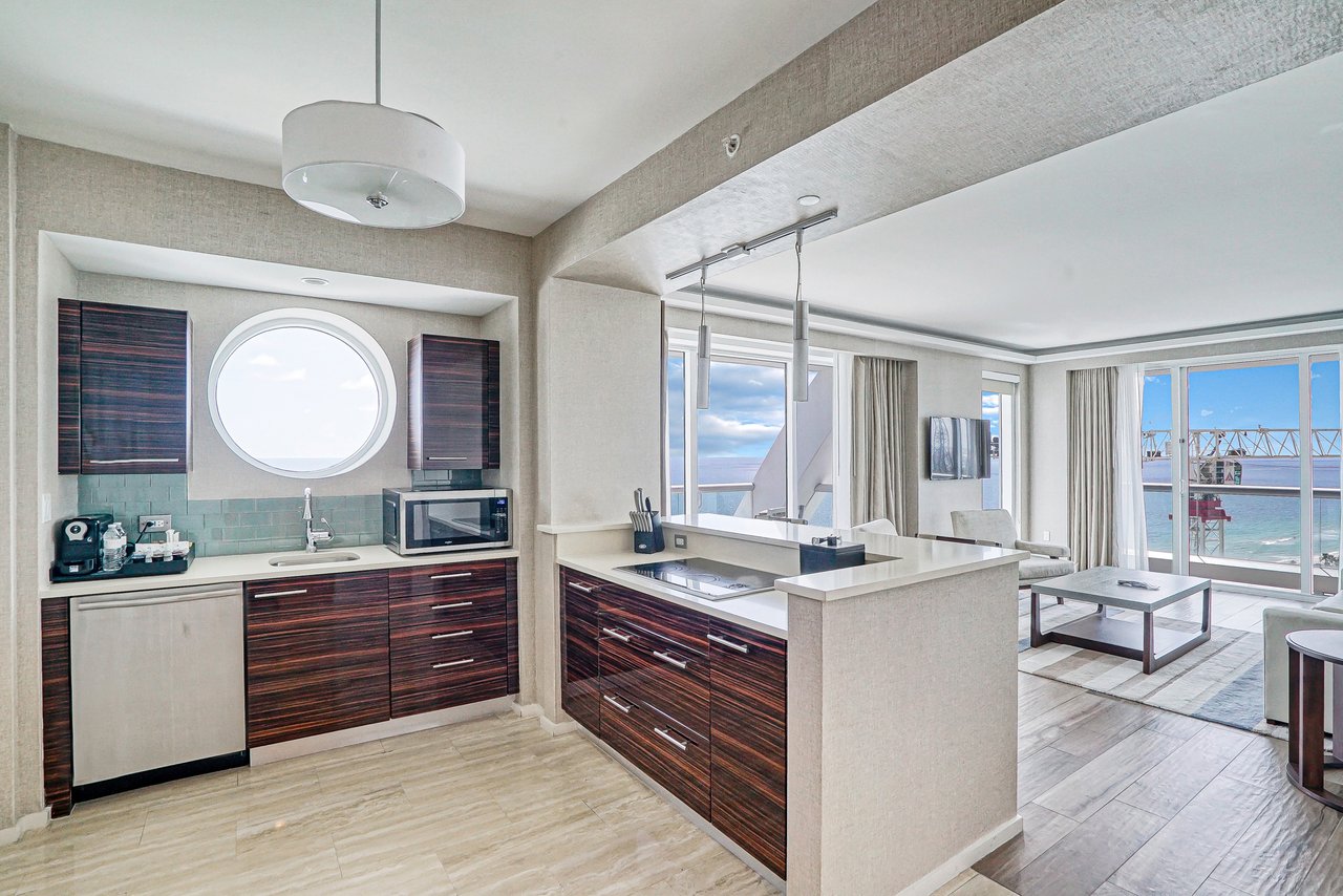 The Ocean Resort Residences (Conrad Fort Lauderdale Beach)