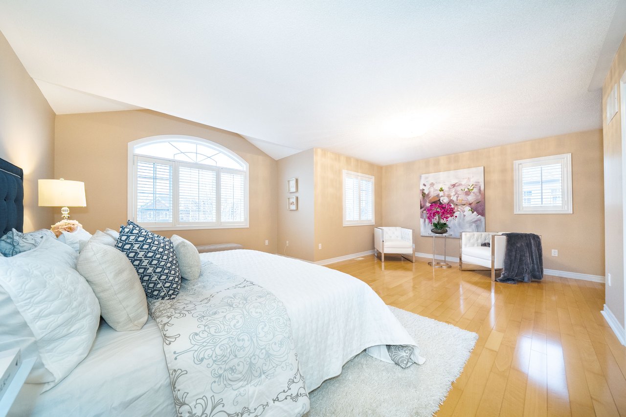 148 Devonsleigh Boulevard