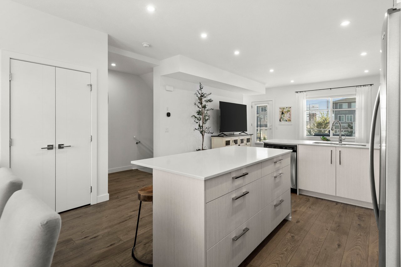 14225 1 Street NW Unit: 505