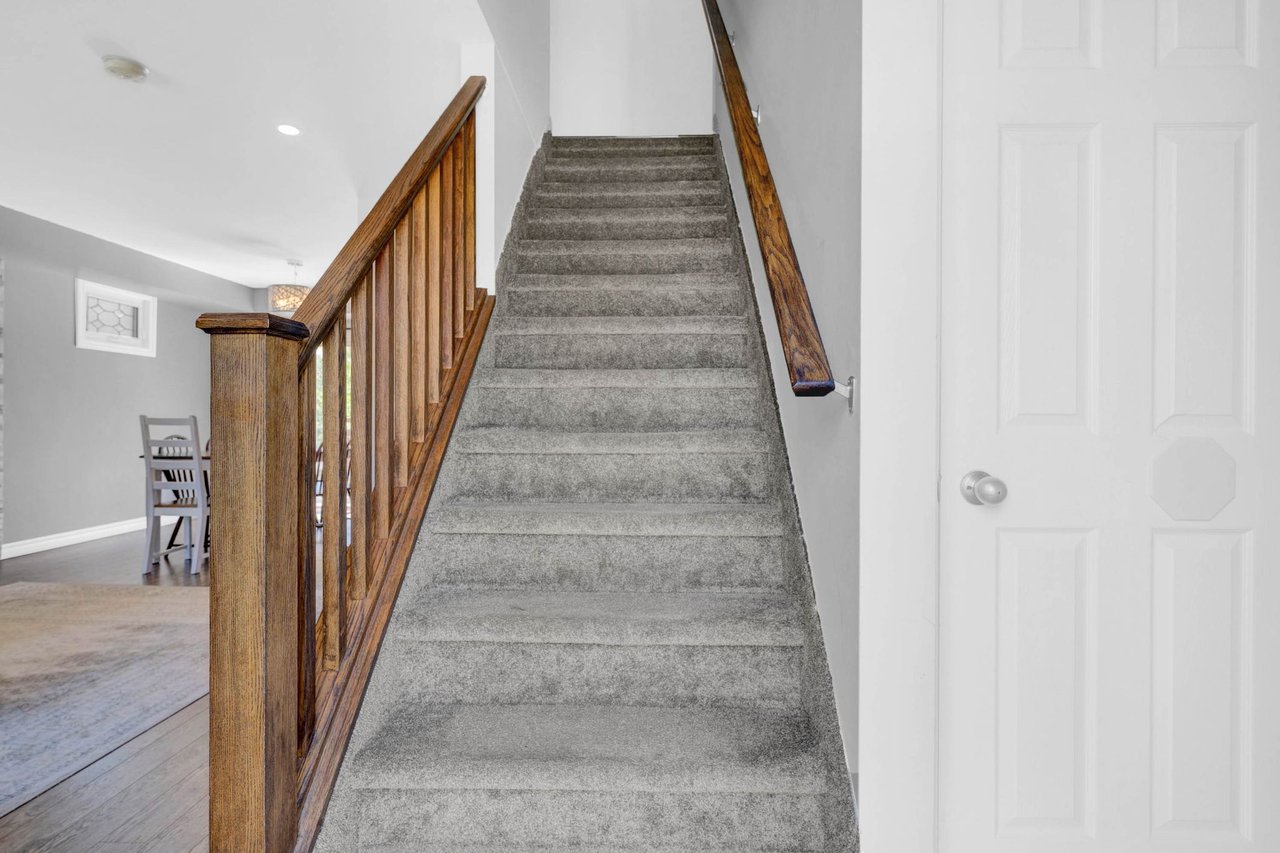 4 Pinewood Boulevard