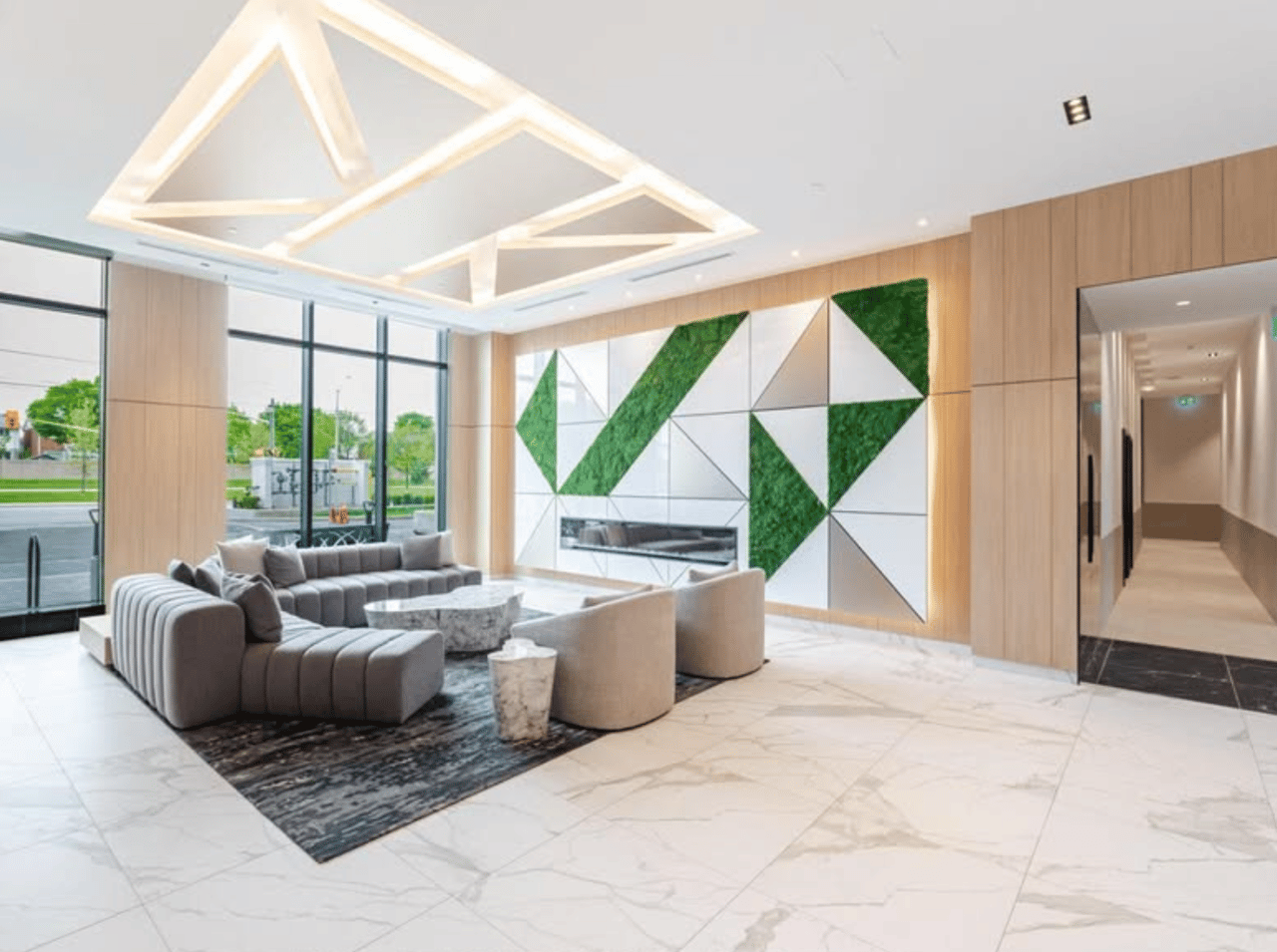 204 Burnhamthorpe Road Unit: 1804