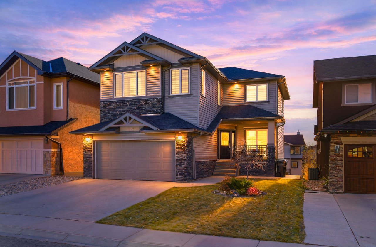 71 Panatella View NW