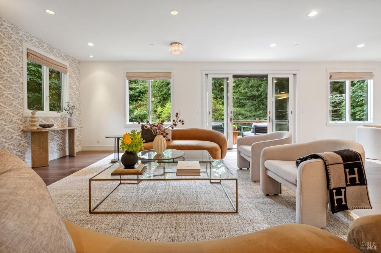 Stylish Mill Valley