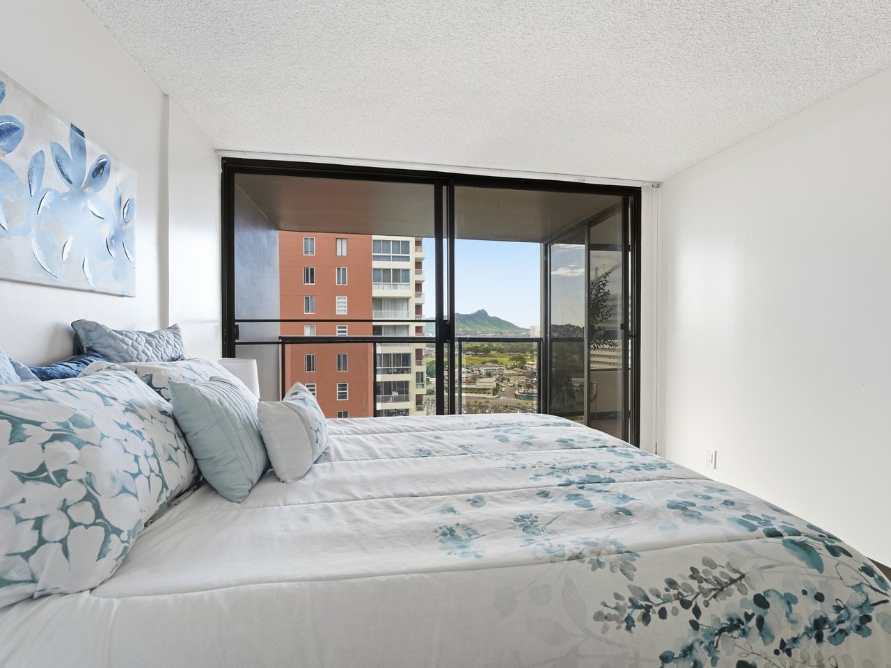 2724 Kahoaloha Lane Unit #1805