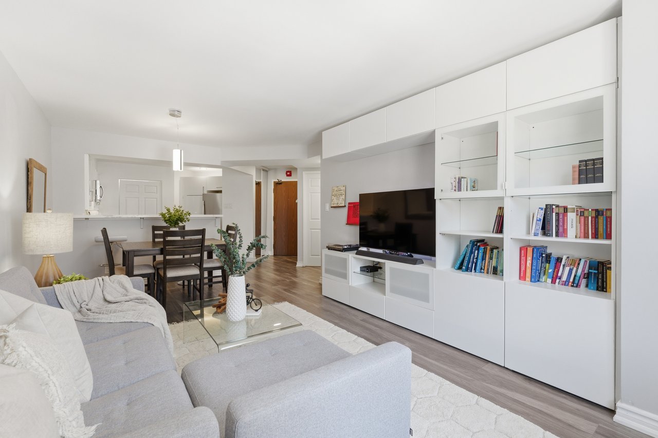 1485 Lakeshore Rd E 511