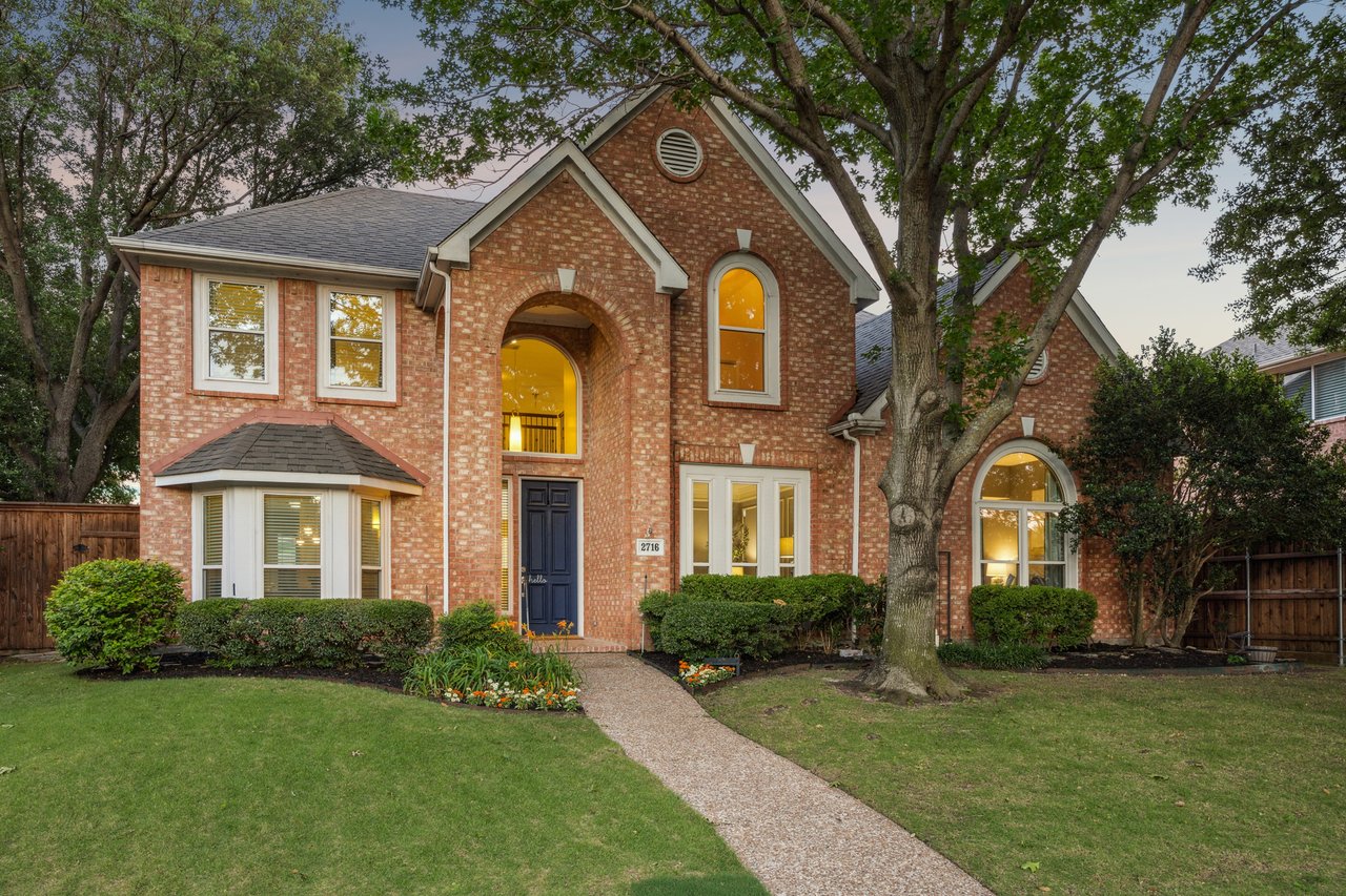 2716 Meadow Hills Lane