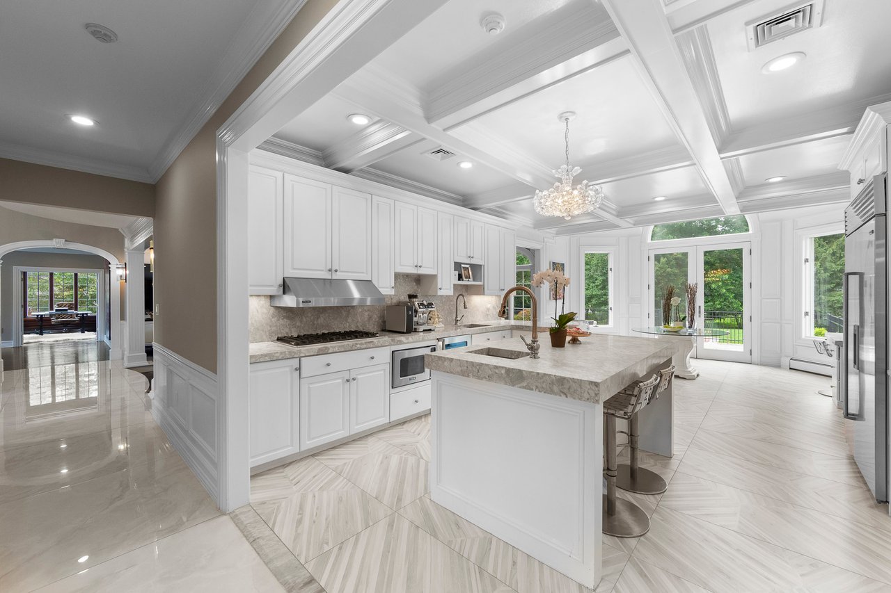 85 Sherwood Rd