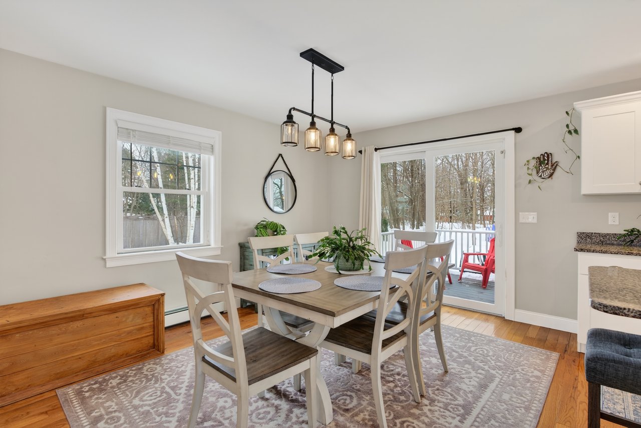 12 Robinson Rd, Scarborough