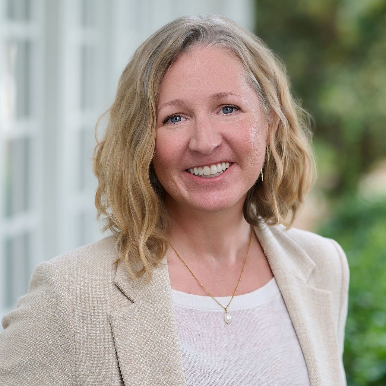 Jenny Ash Charlotte, NC Real Estate Agent Headshot
