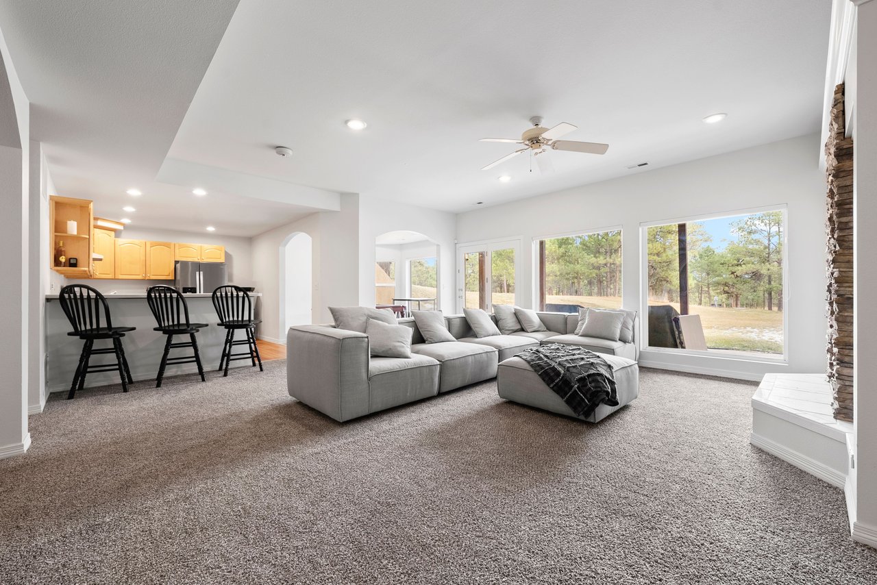 17521 Abert Ridge View