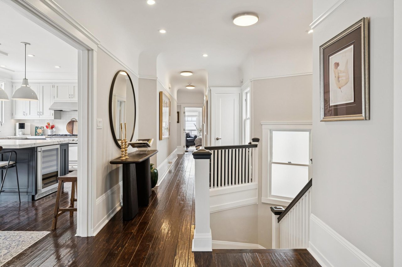 Completely Remodeled Luxury in Cow Hollow