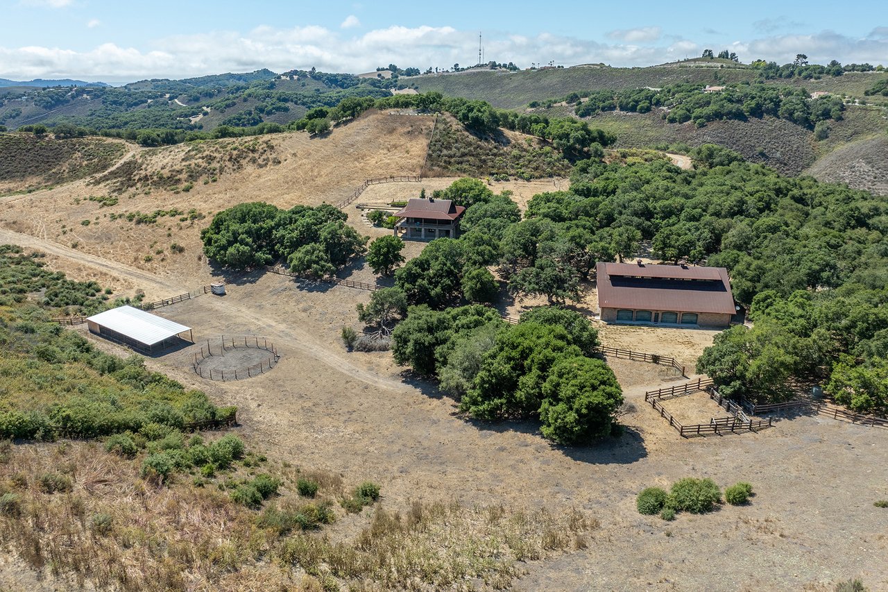 Secluded Quintana Ranch Retreat