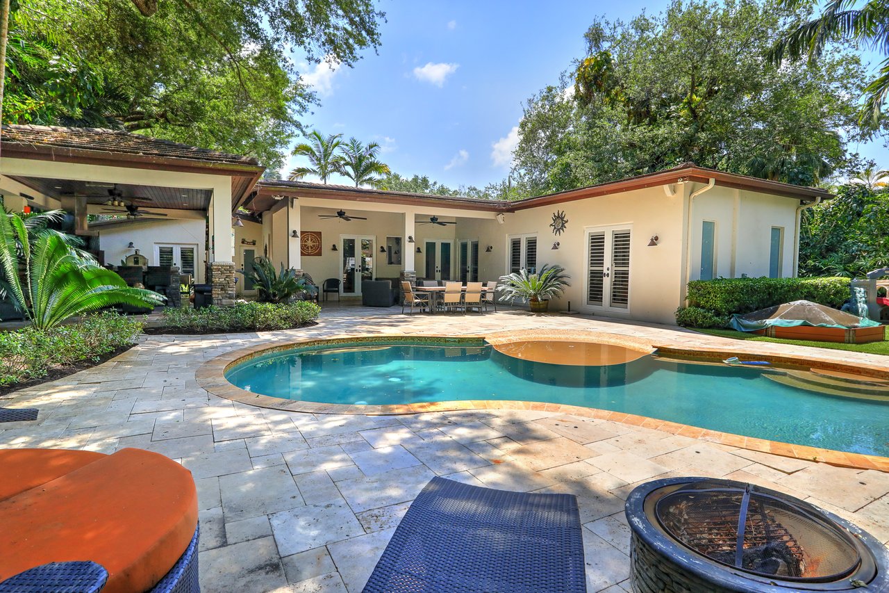 Luxury Living in the Heart of South Miami