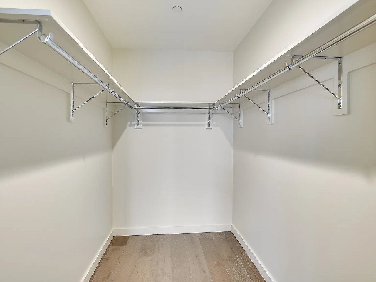 202 Nueces St #2506