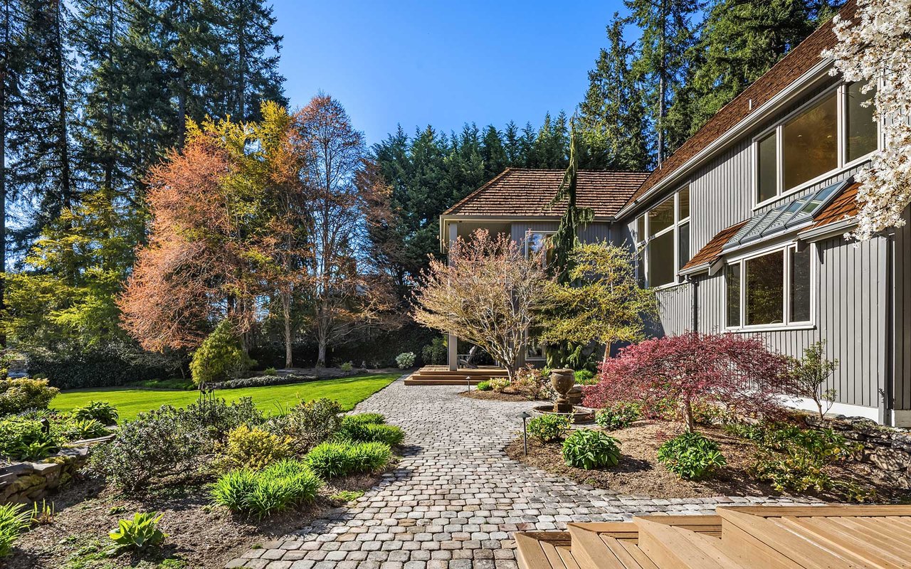 Majesty & Privacy in Lake of the Woods