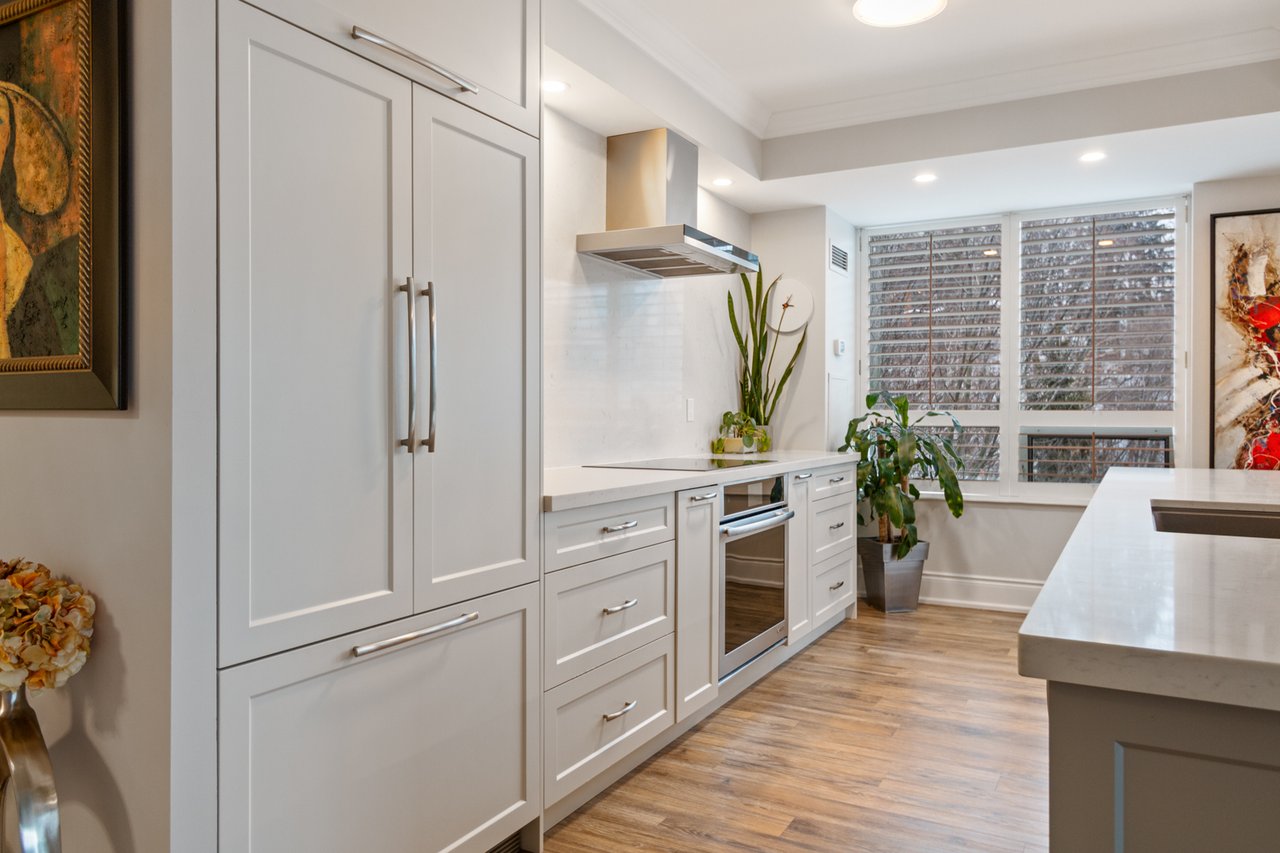 721 - 28 William Carson Crescent