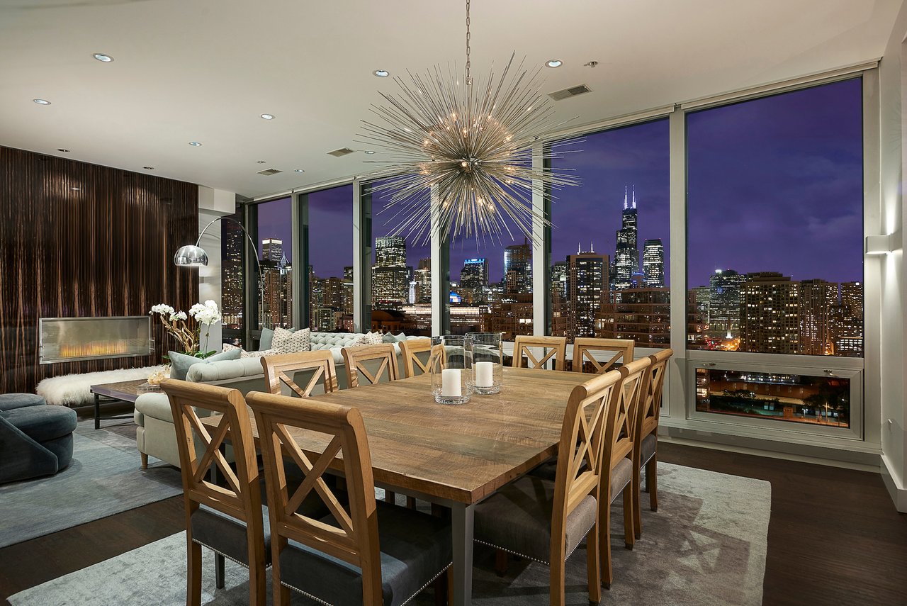 500 W Superior St Unit 2103