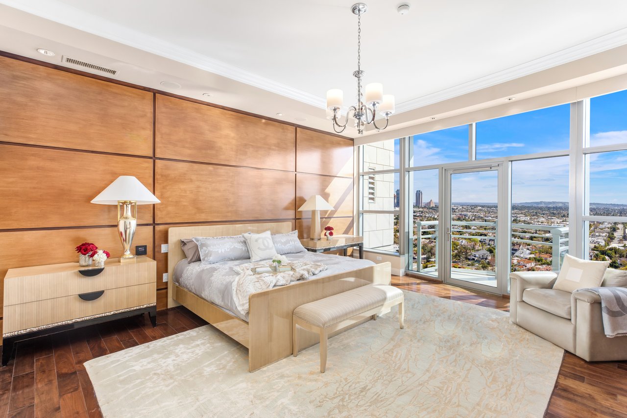 The Condominium With The Best Views On The Wilshire Corridor