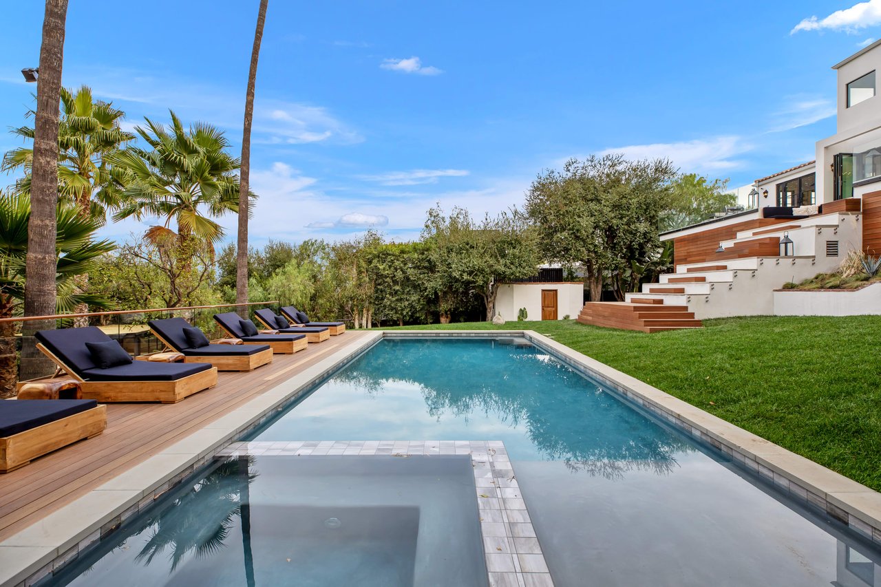 14547 Valley Vista Blvd.