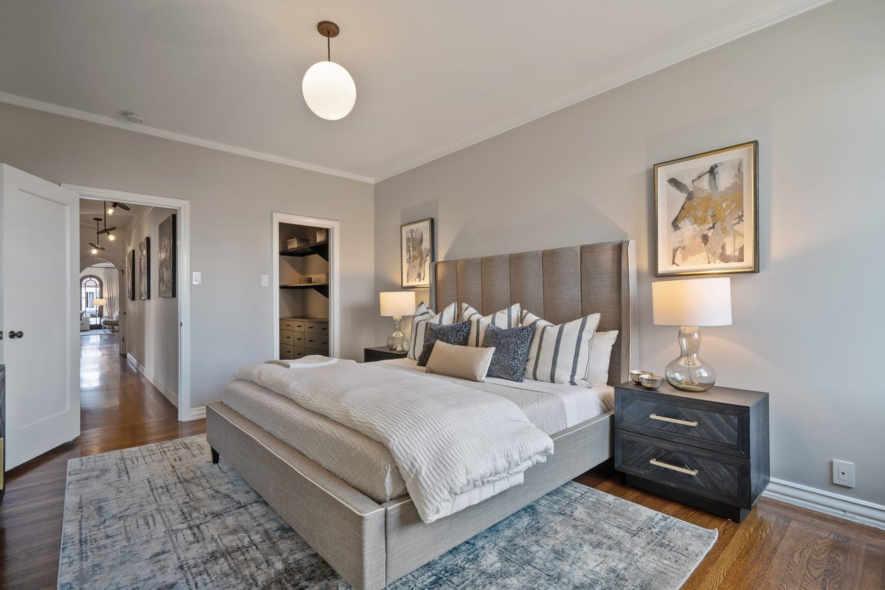 EXCEPTIONAL MARINA HOME