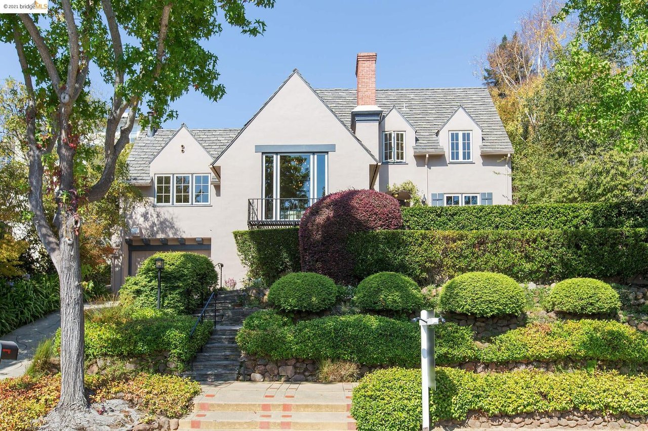 120 Sandringham Rd