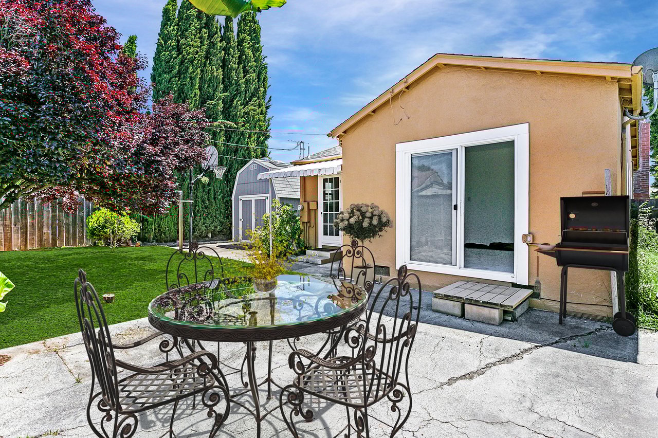 Single Story Gem in Great Location!