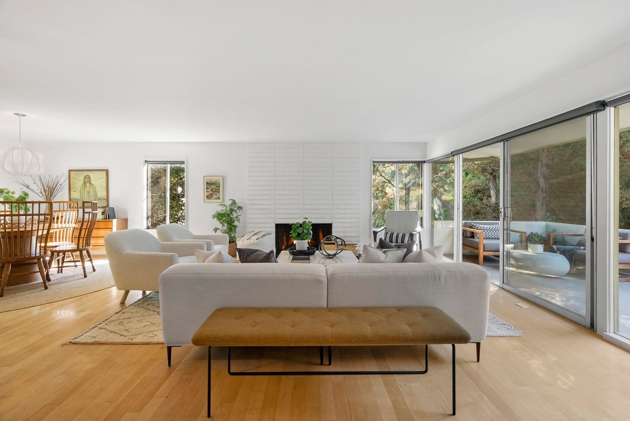 Mid-Century Gem in Upper Beachwood Canyon