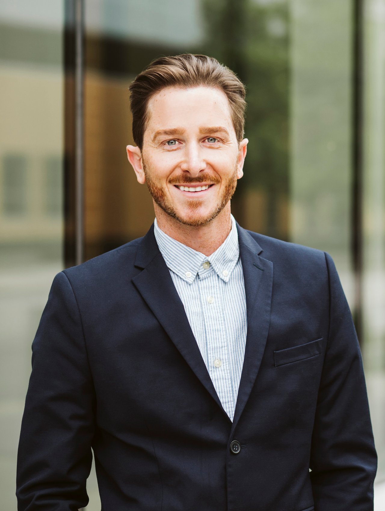 Johnnie Ogle Grand Rapids, MI Real Estate Agent Headshot