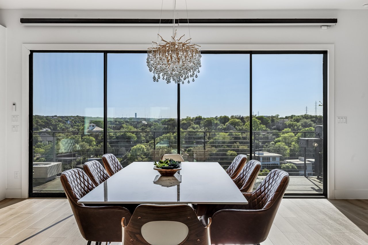 3138 Chisholm Trail
