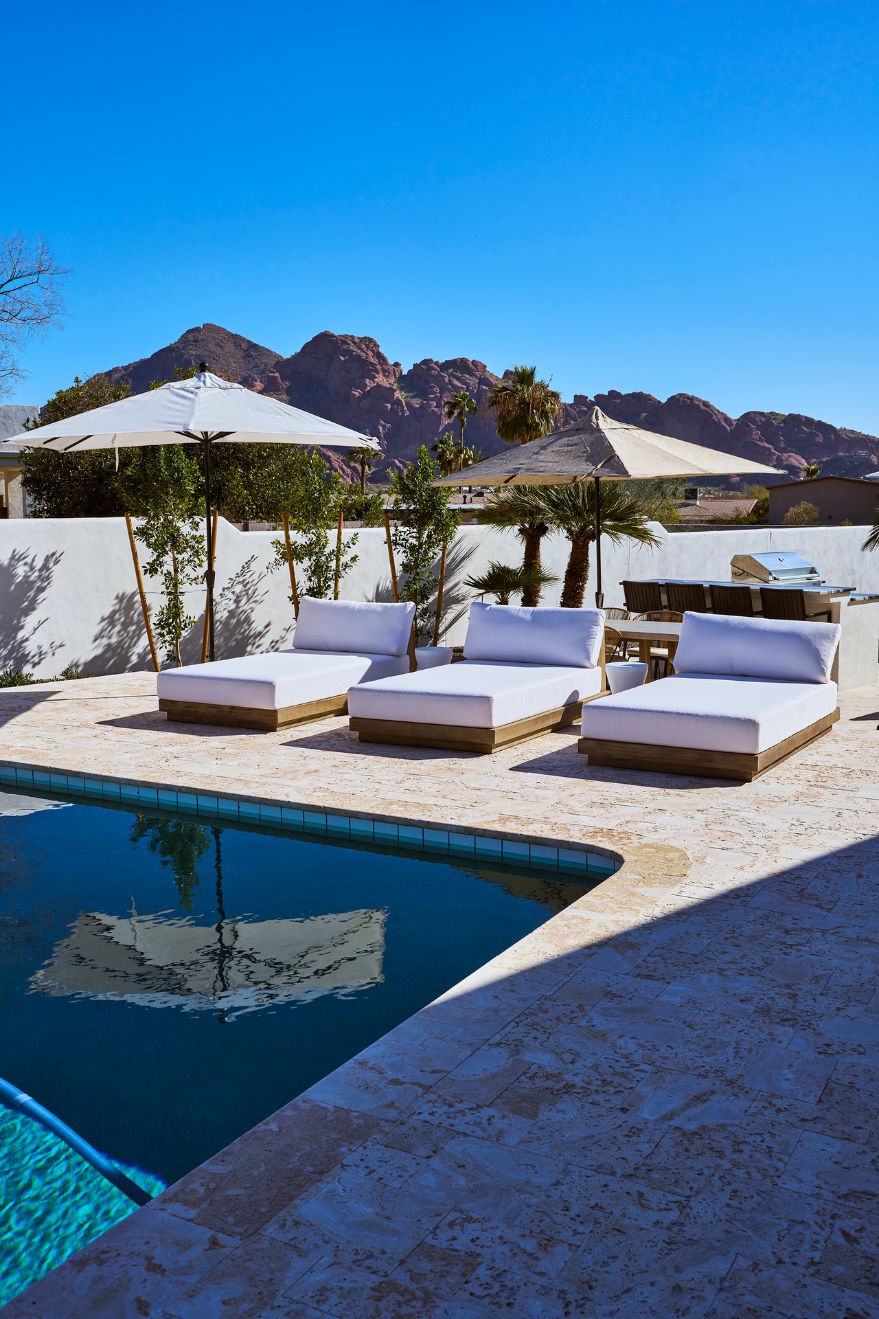 6535 N HILLSIDE Drive