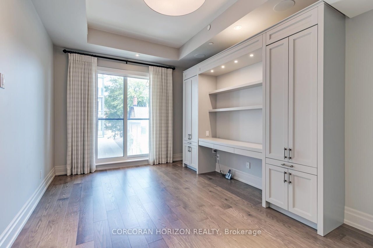 GRAND TOWNHOUSE IN THE ANNEX