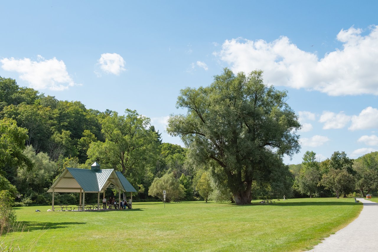 Sixteen Hollow image 2