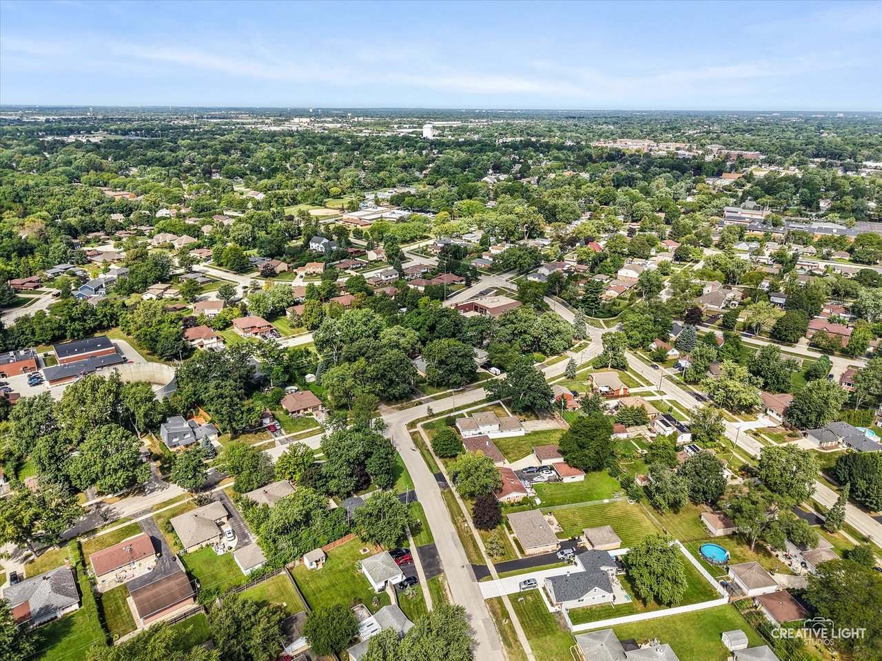 Aerial view of the Roselle neighborhood surrounding 304 Crestwood Drive