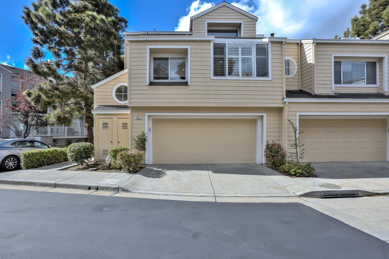 828 Columbia Cir