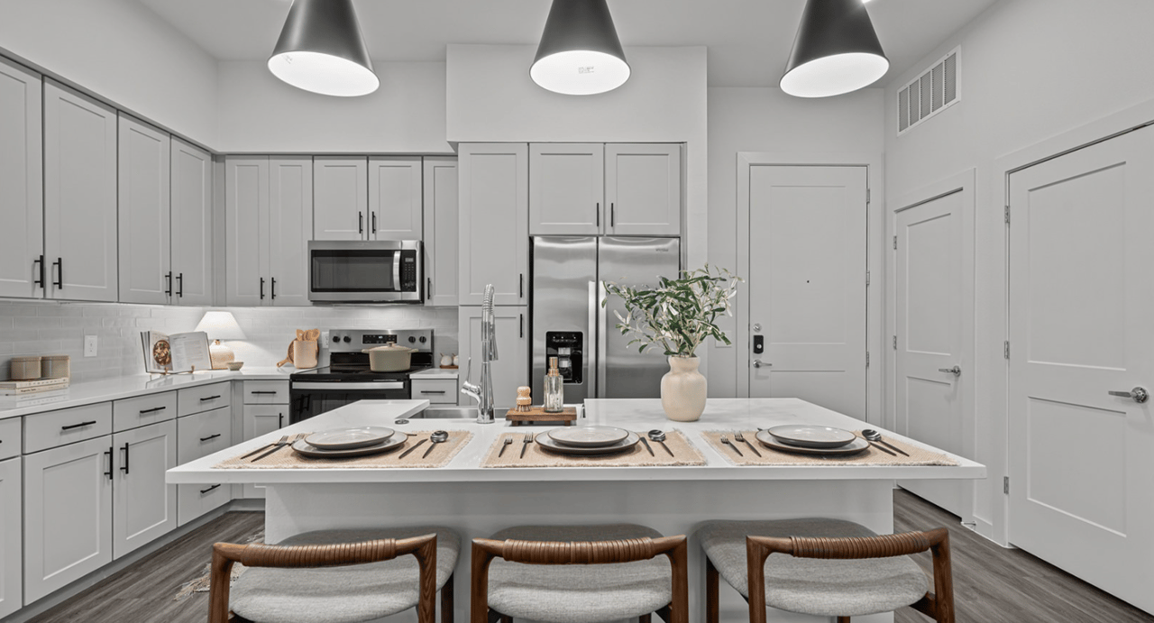Now Offering Limited-Time Incentives! Enjoy Up To 10 Weeks FREE On Select Homes! One, Two, and Three Bedroom Apartments and Townhomes