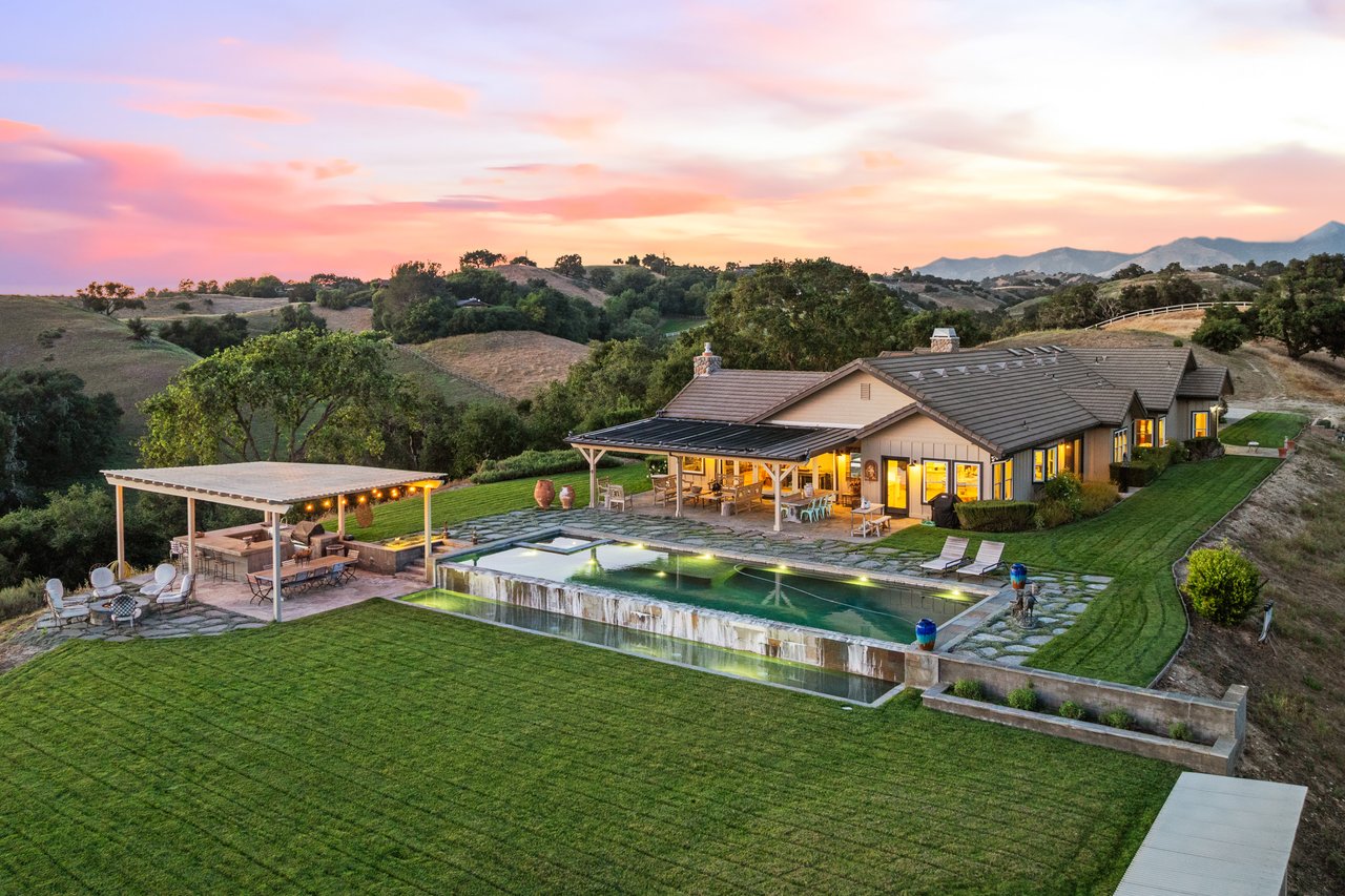Modern Farmhouse with Sweeping Valley Views