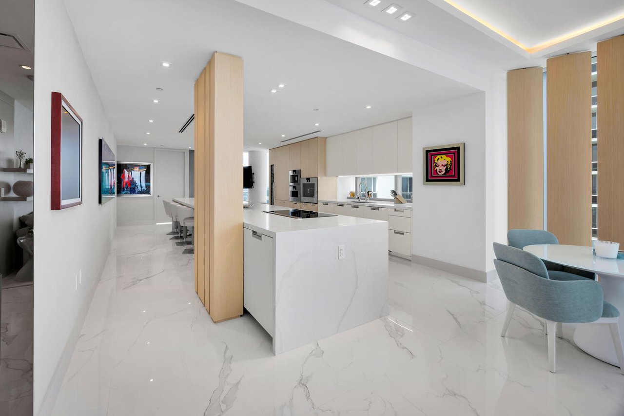 Luxury Home In The Sky | Ritz-Carlton Residences