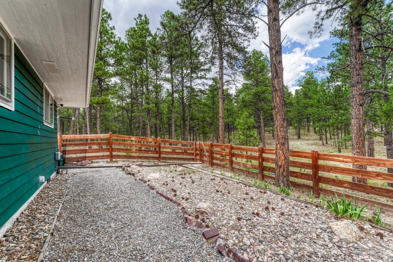 9950 Pine Park Trail