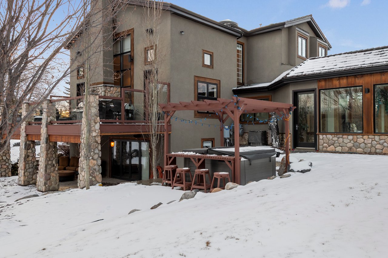 19 Bearspaw Summit Rise